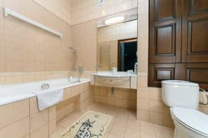 Квартира Almateya. Апартаменты 4-местный Крещатик 23 8