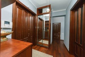 Квартира Almateya. Апартаменты 4-местный Крещатик 23 11