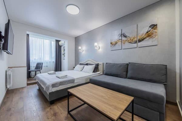 CityApartments Kyiv Heroiv Dnipra 1