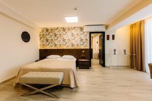 Гостинично-ресторанный комплекс Mayak Resort. Семейный двухместный  2