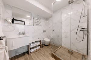 Гостинично-ресторанный комплекс Mayak Resort. Супериор двухместный  6