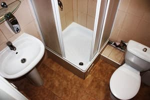 Мини-отель Міні готель на Героїв Енергетиків, 18. Стандарт трехместный  5