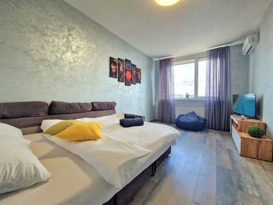 проспект Европейского Союза, 41 9