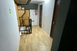 Хостел uaHOSTEL на Подоле. Место в женском двухместном номере  3